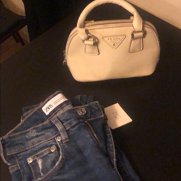 Zara - Picture 4 of 4